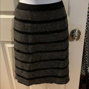 Worthington Skirt grey black size 14